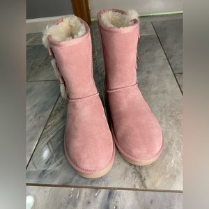 Kookaburra by ugg woman’s boots (NWOT)
